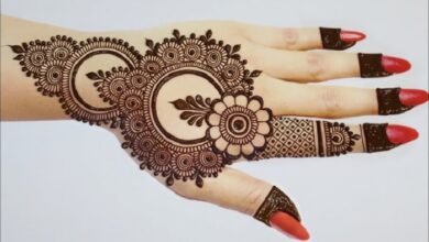 stylish back hand mehndi design